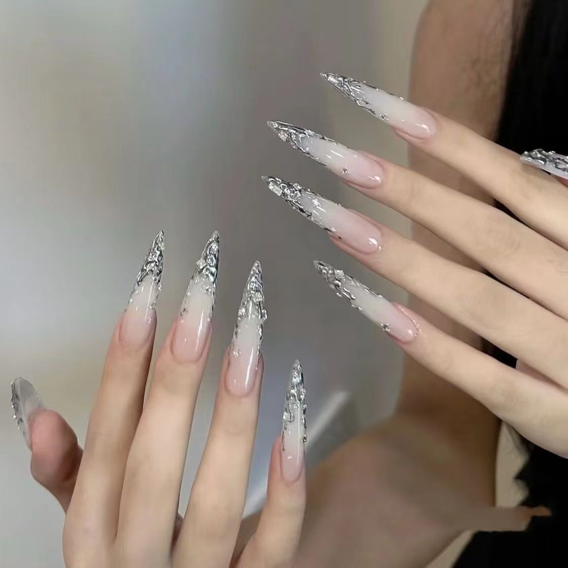 Nail Extension Tips - Yk2 White Gradient Gilt and Diamonds