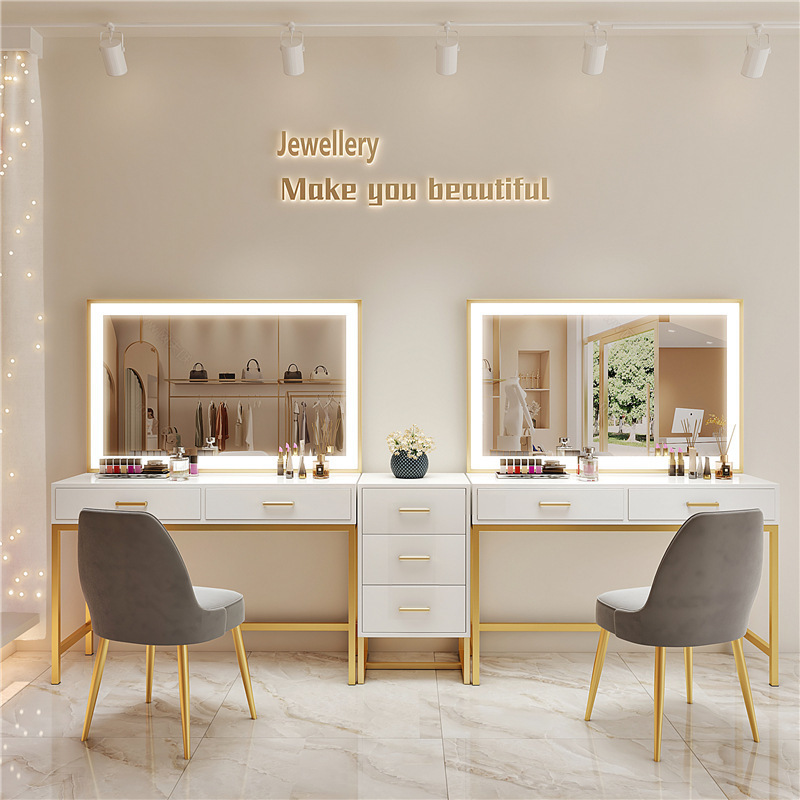 Beauty Makeup Bridal - Nail art makeup artist studio professional