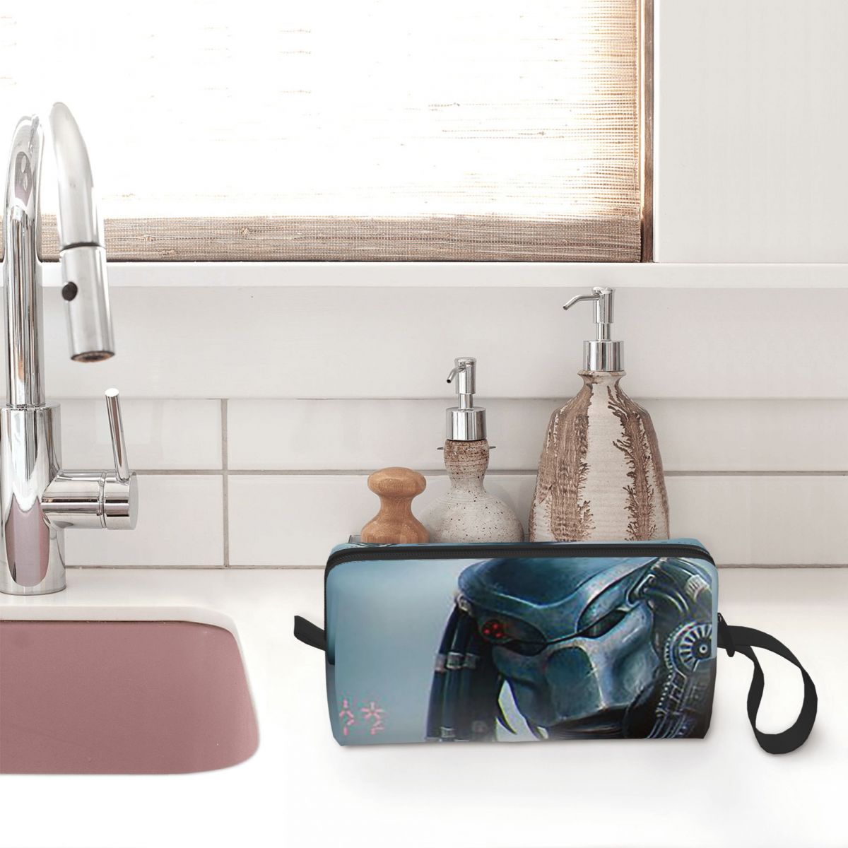 Predator Wallpaper Makeup Bag  - Beauty Makeup Wallpaper 评论和价格