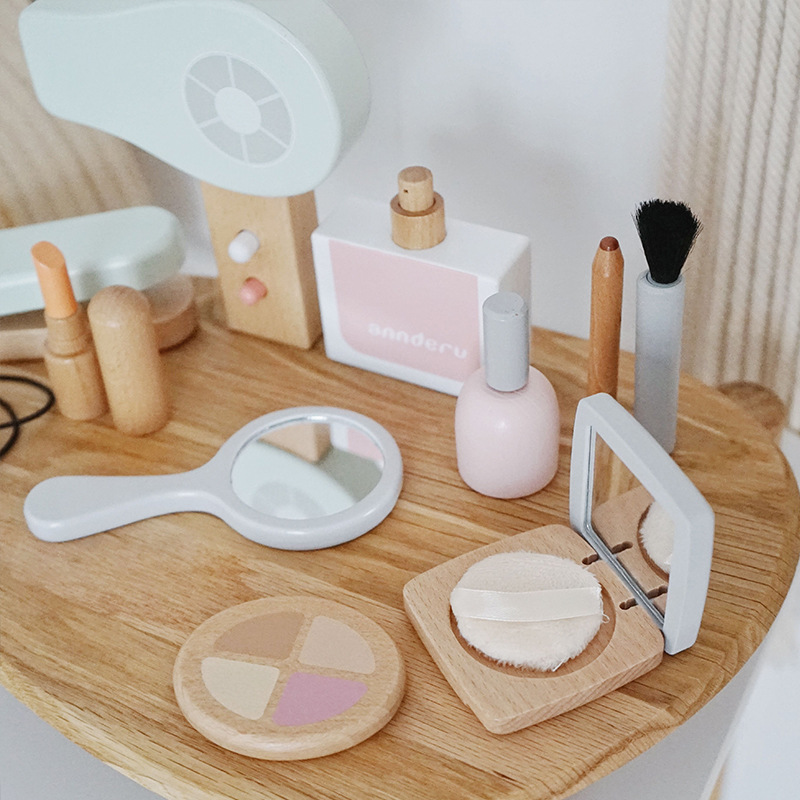 New Children Wooden Simulation - Makeup Beauty Makeup Game 评论和价格