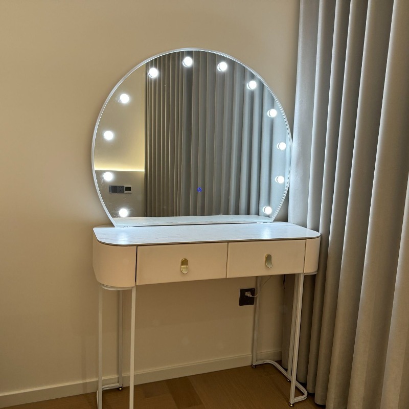 dressing table, special studio - Beauty Makeup Bridal 评论和价格